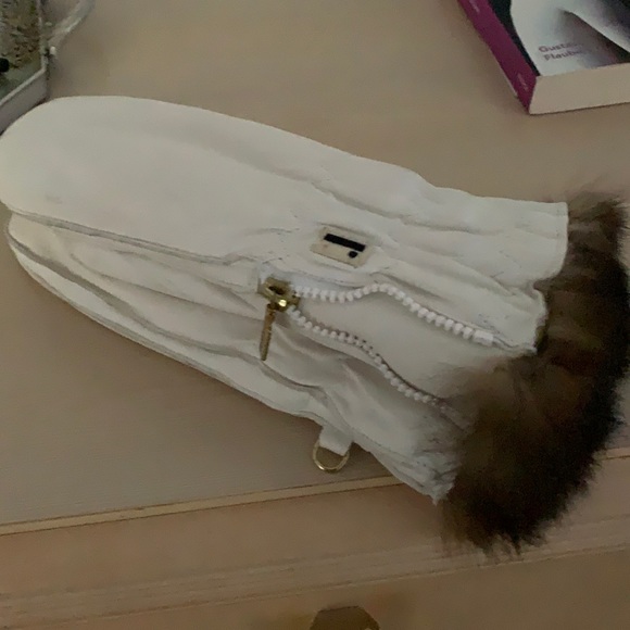 Restelli white leather mittens with fur. - Picture 1 of 3